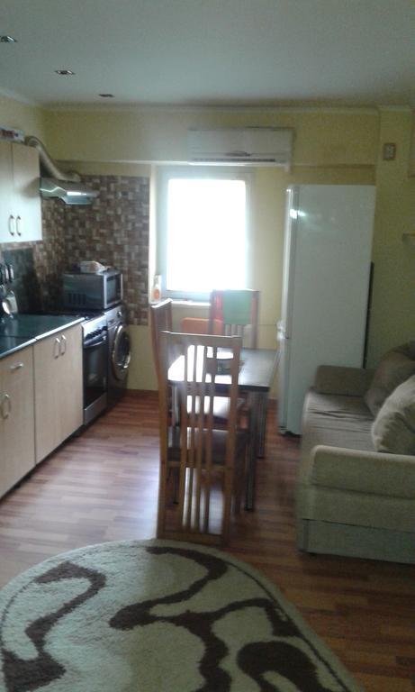 Garsoniera Delia Apartment Constanta Exterior photo